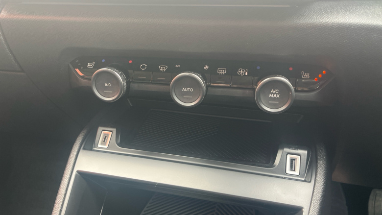 Citroen C4 1.2 PureTech [130] Shine Plus 5dr Auto Petrol Hatchback